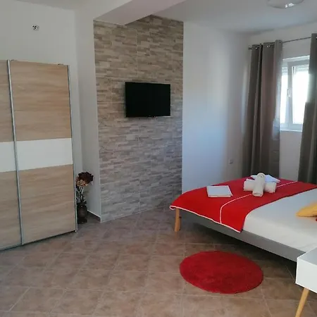 Apartments Dario Pag Town Exterior photo