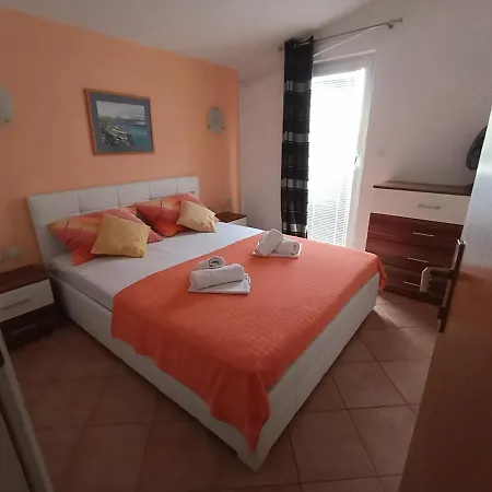 Apartments Dario Pag Town Exterior photo